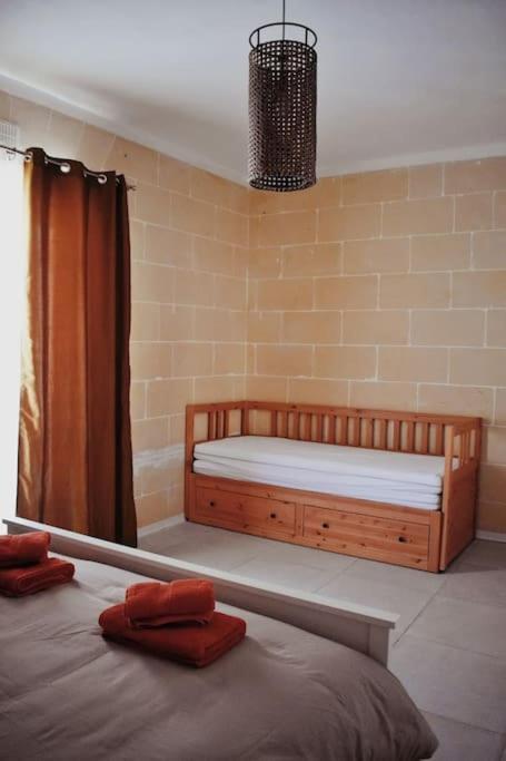 Seaview 2-Bedroom Apartment In クレンディ エクステリア 写真